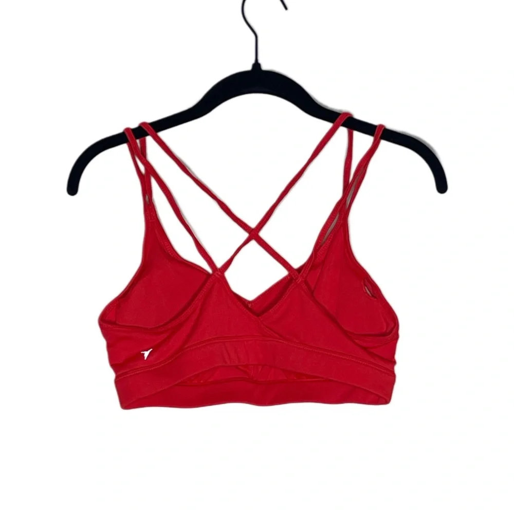 Old Navy Red Go Active Red Strappy Sports Bra - Picture 2 of 3